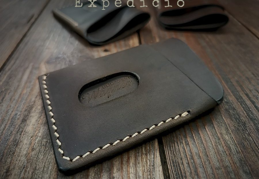 Bőr kártyatartó - extra erős változat 8 wallet